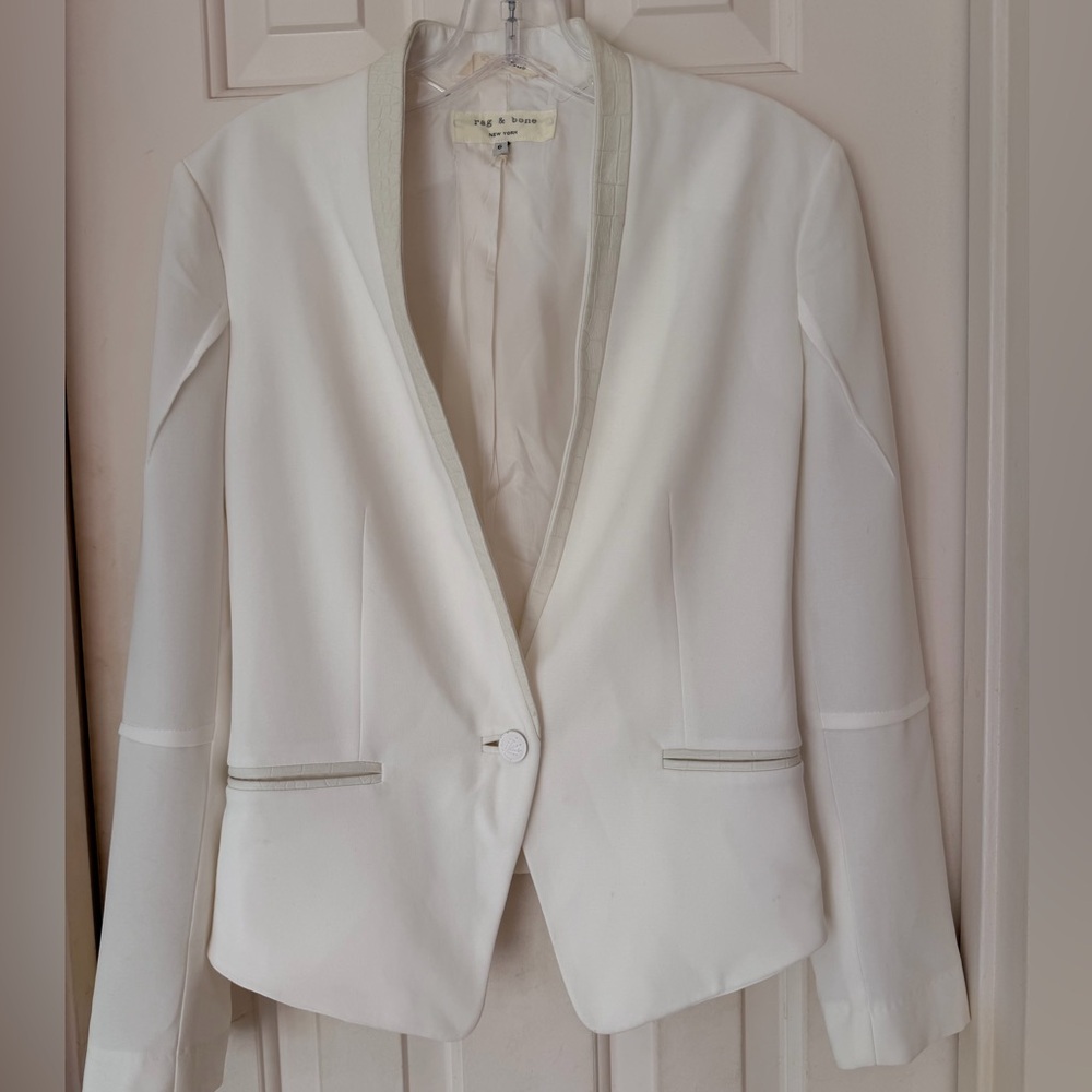 Rag and Bone White Pascal Blazer with Leather Trim on pockets and lapel. Sz 6 - Picture 13 of 14